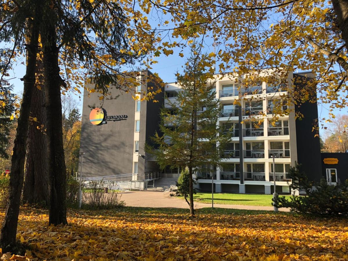 Liivarand Hotel Narva-Jõesuu エクステリア 写真