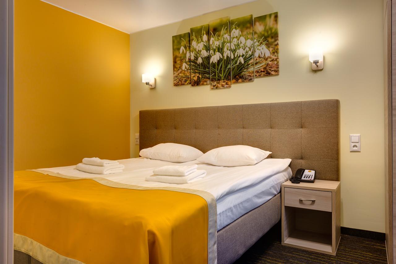 Liivarand Hotel Narva-Jõesuu エクステリア 写真