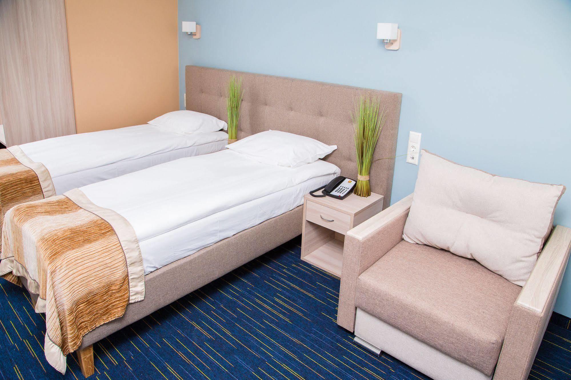 Liivarand Hotel Narva-Jõesuu エクステリア 写真